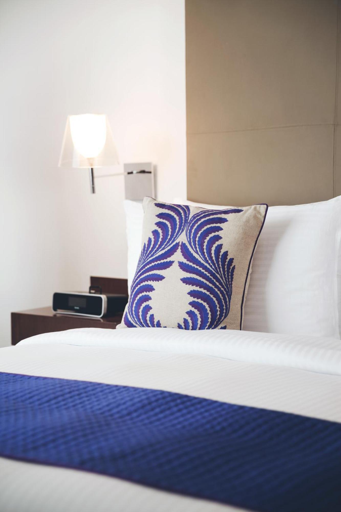 The Anya Hotel-Golf Course Road Gurgaon Exteriör bild