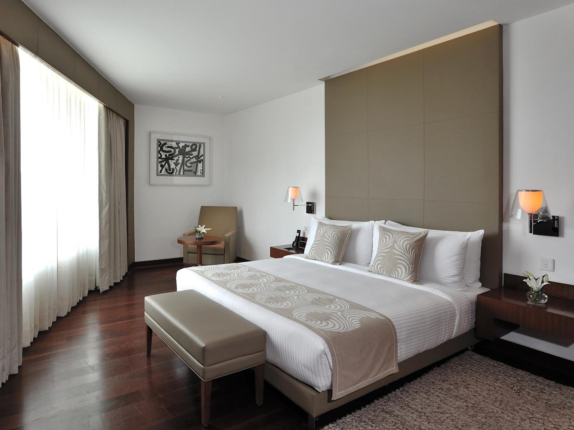 The Anya Hotel-Golf Course Road Gurgaon Exteriör bild