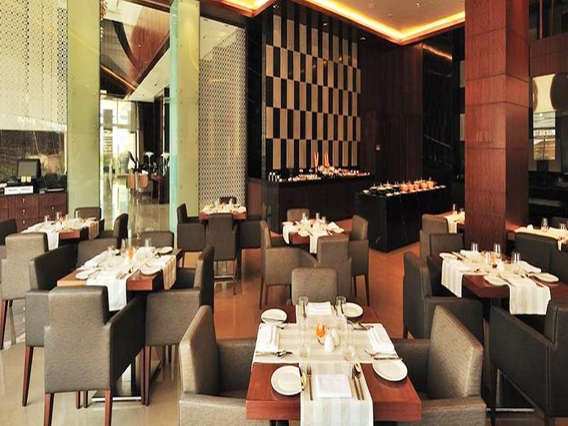 The Anya Hotel-Golf Course Road Gurgaon Exteriör bild