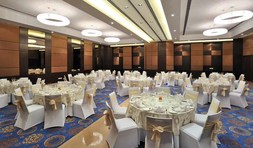 The Anya Hotel-Golf Course Road Gurgaon Exteriör bild