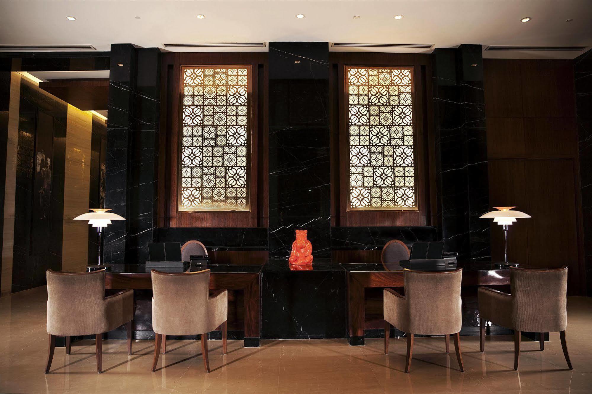 The Anya Hotel-Golf Course Road Gurgaon Exteriör bild