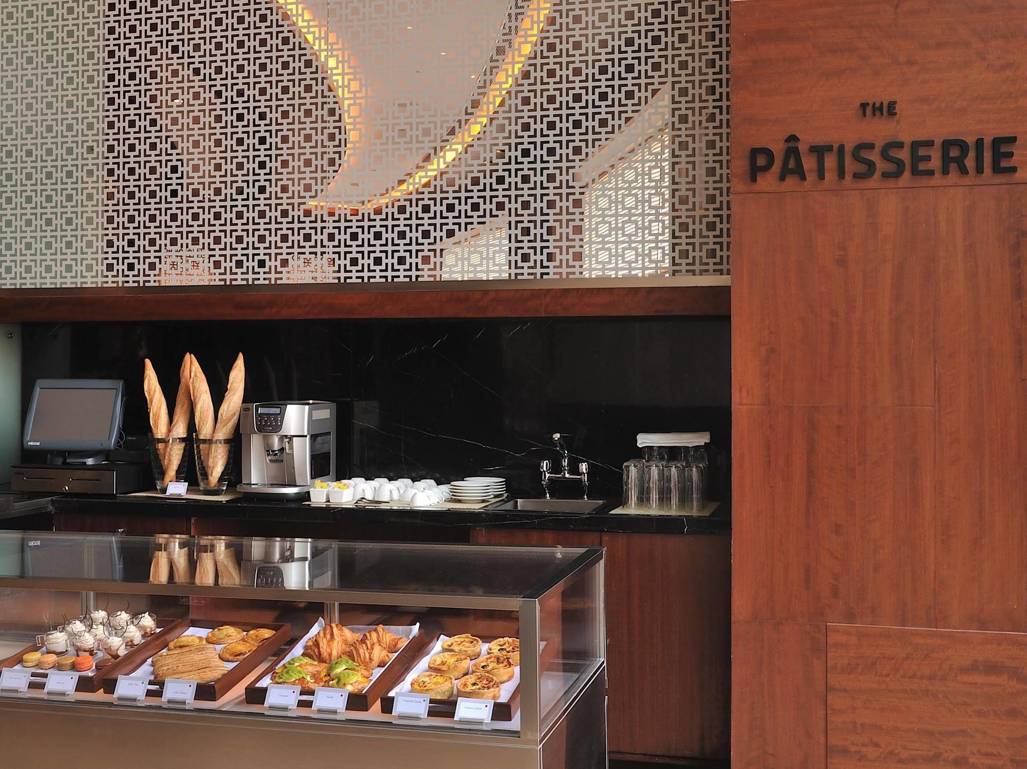 The Anya Hotel-Golf Course Road Gurgaon Exteriör bild