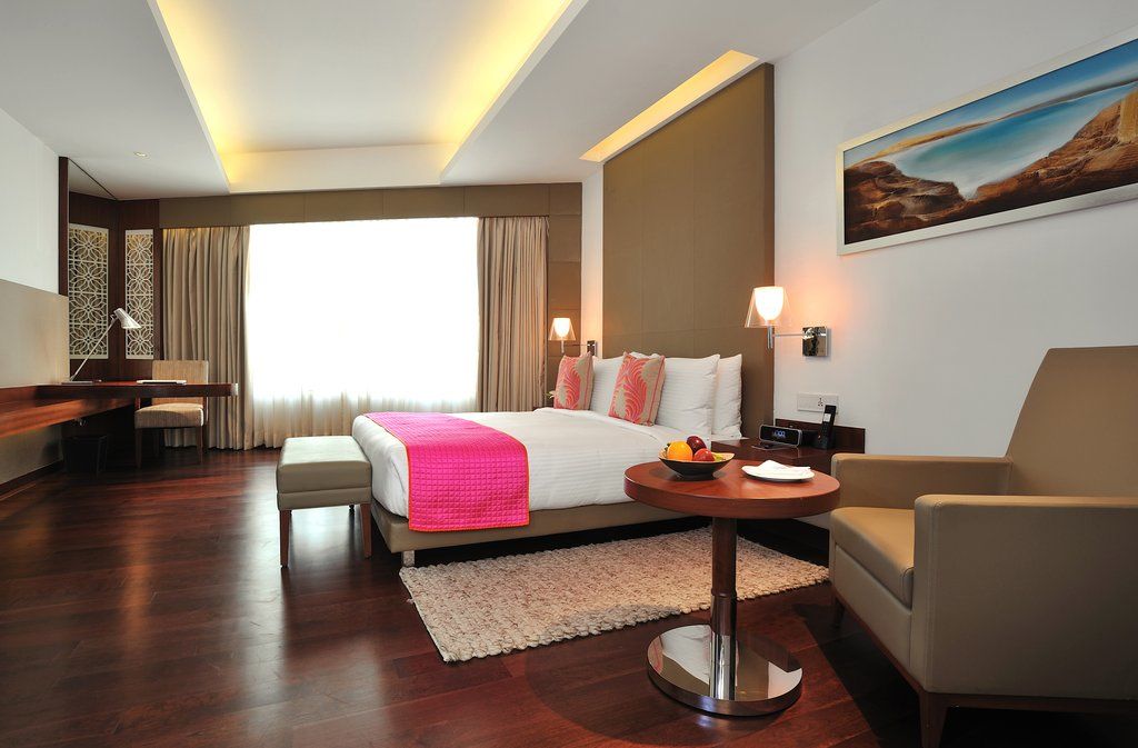 The Anya Hotel-Golf Course Road Gurgaon Exteriör bild